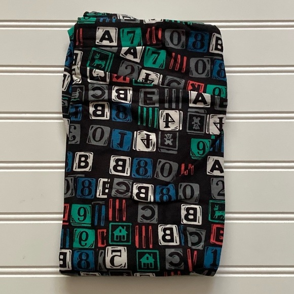 NWT LuLaRoe TC alphabet letter tiles teacher school Tall & Curvy LLR NEW - Picture 1 of 2